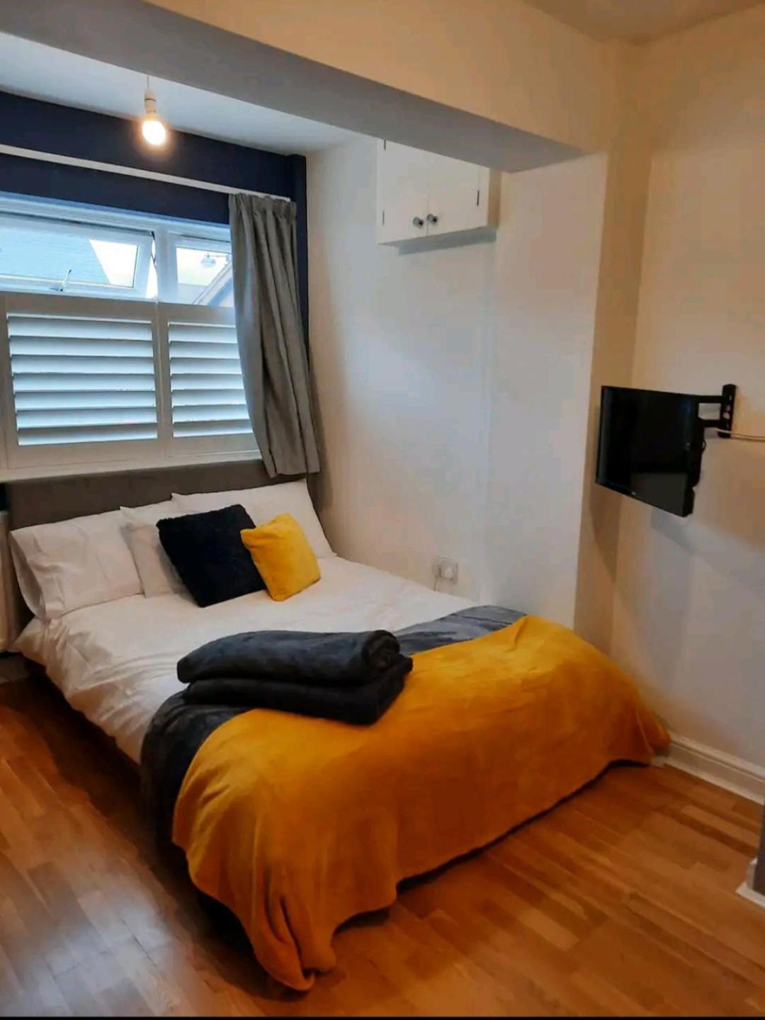 Double Room With Ensuite Close To Silverstone Whittlebury Exteriér fotografie